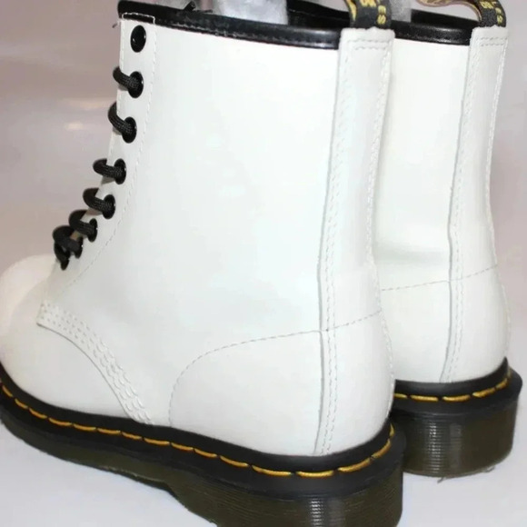 Dr. Martens White Smooth Leather 1460 Lace Up Ankle Boots  women’s Size 5/36 - Picture 4 of 13